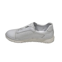 Hakiki Deri Lazer Kesim Slip -On Önü Lastikli Bağcıksız Kadın Sneaker  Beyaz