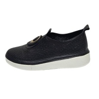 Kadın Hakiki  Deri Lazer Delikli Tokalı Slip-On  Comfort  Ayakkabı  Siyah 