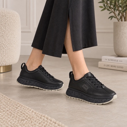 CMC Collection Kadın Siyah Hakiki Deri  Yüksek  Dolgu Taban Sneaker Spor Ayakkabı